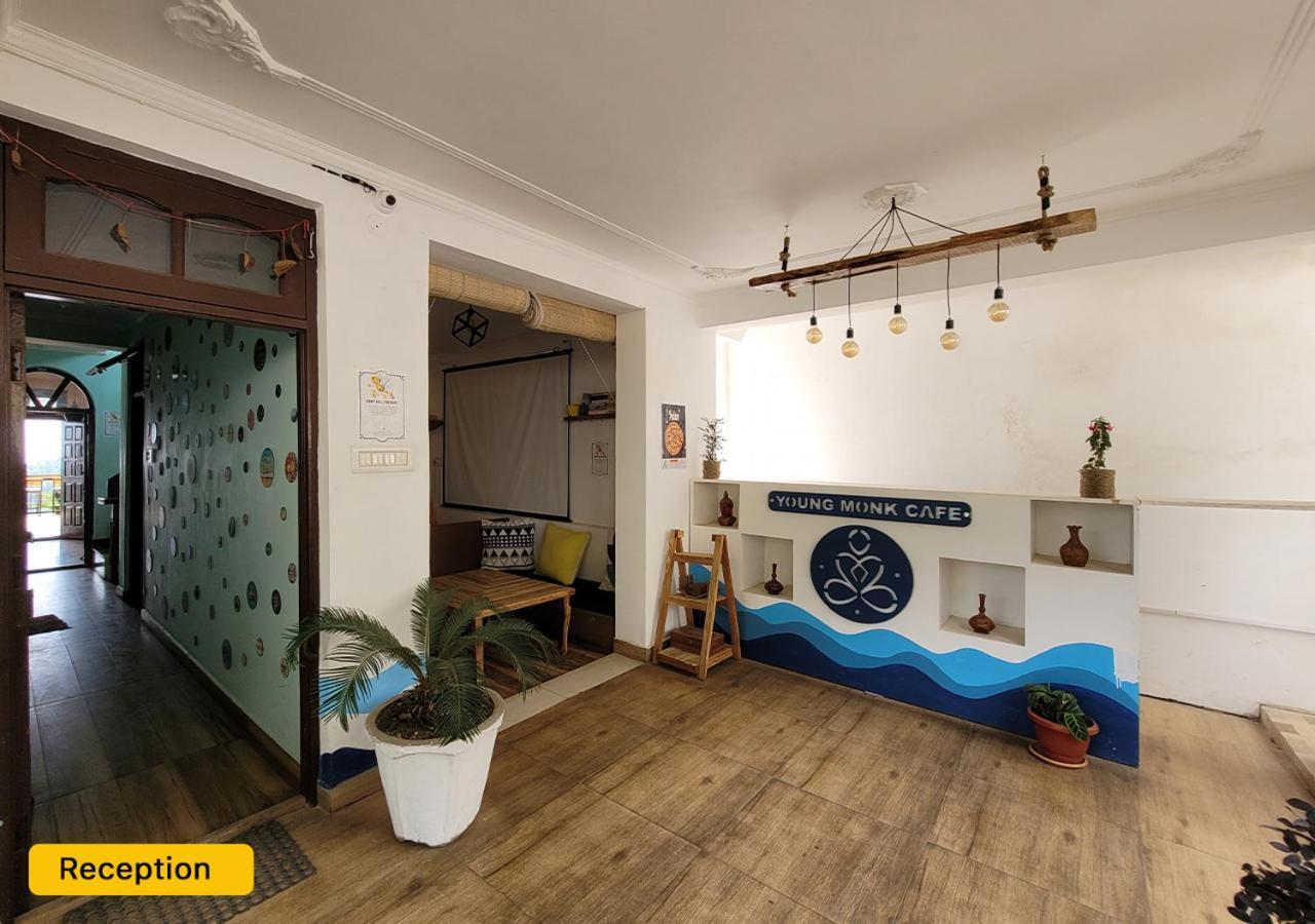 Young Monk Hostel & Cafe Dharamkot McLeod Ganj Bagian luar foto