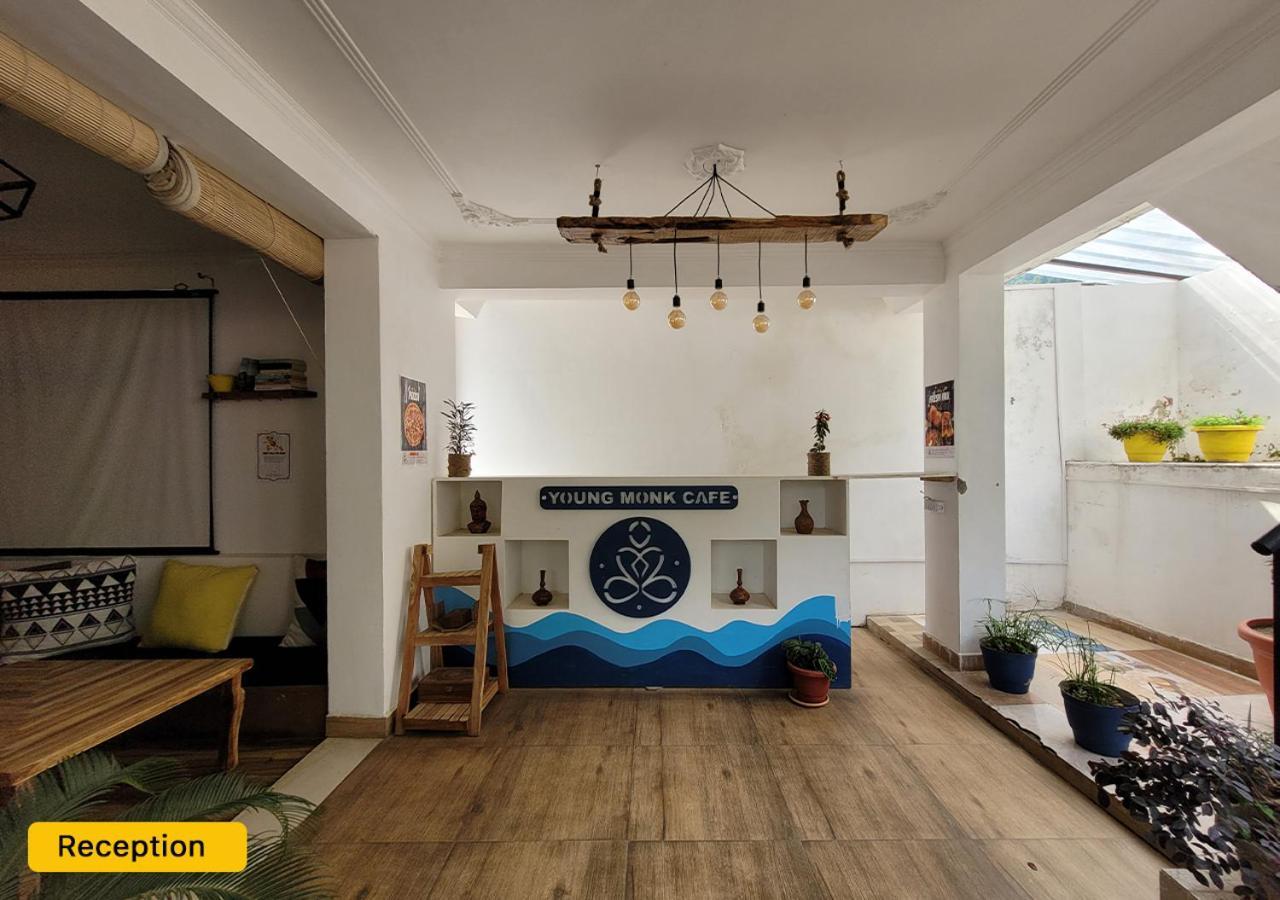 Young Monk Hostel & Cafe Dharamkot McLeod Ganj Bagian luar foto
