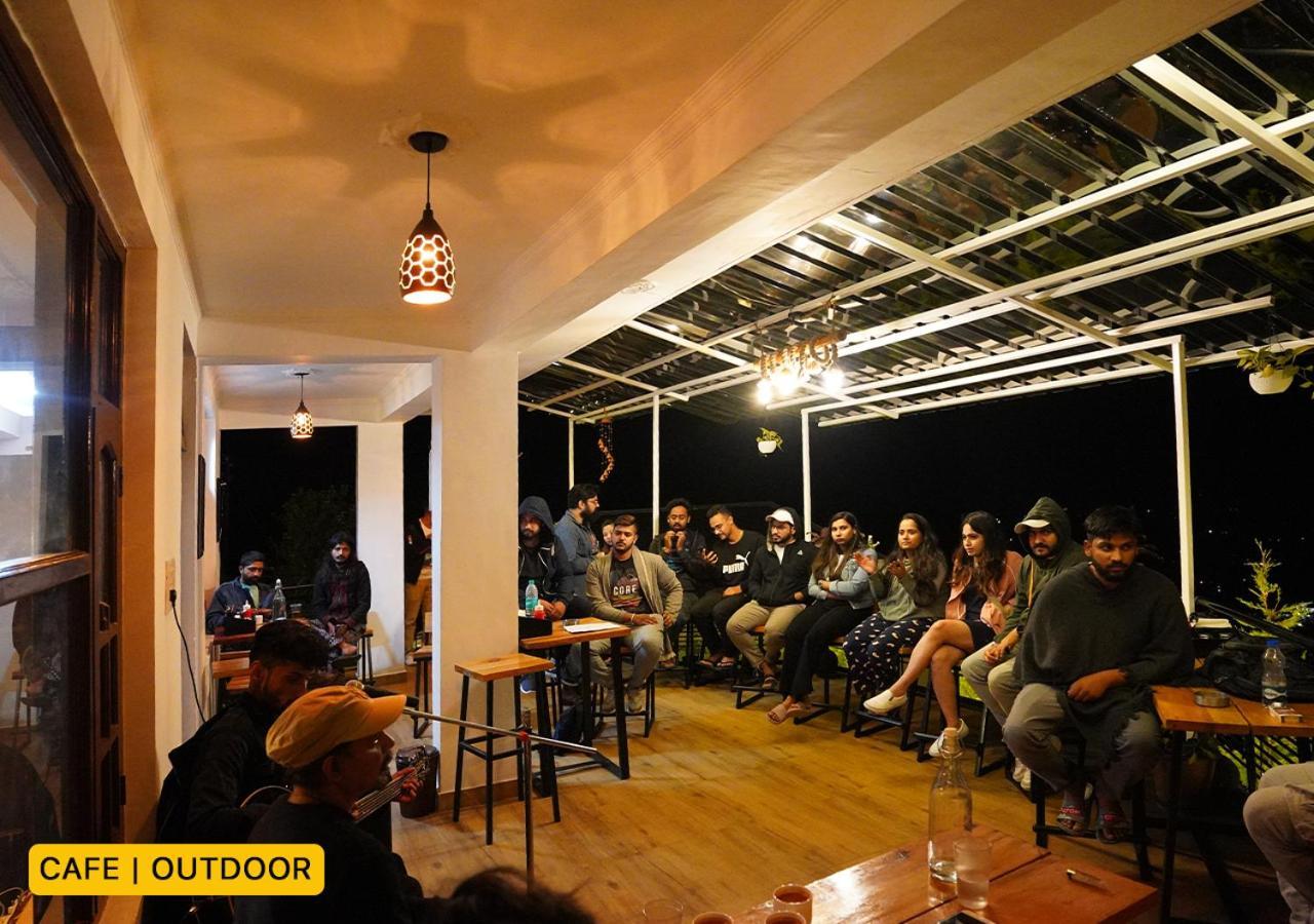 Young Monk Hostel & Cafe Dharamkot McLeod Ganj Bagian luar foto